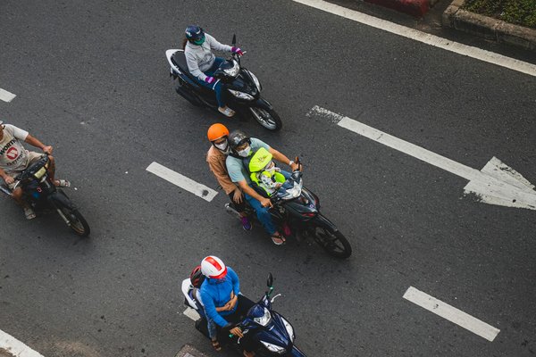 Comment adapter une Honda Rebel 500 pour une conduite confortable sur de longues distances ?